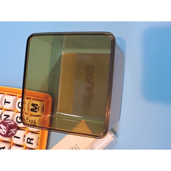 Vintage 1983 Parker Brothers Boggle Game With Challenge Cube Complete - Picture 9 of 9